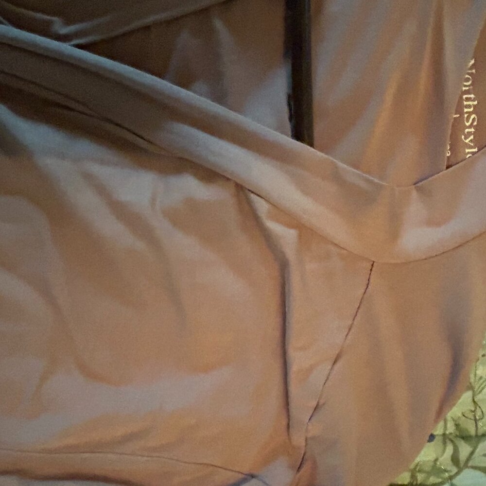 Silky Long Robe. - Picture 3 of 4